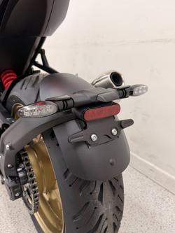 2026 Triumph TRIDENT 800 Jet Black