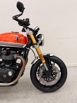 2026 Triumph BONNEVILLE SPEED TWIN 1200 RS black
