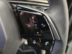 2025 Peugeot 5008 GT Premium Hybrid