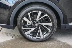 2025 MG ZS Essence Turbo