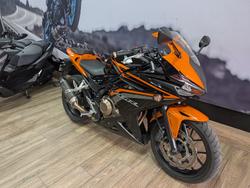 2017 Honda CBR500R BLACK/ORANGE