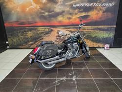 2015 Suzuki VL800 (BOULEVARD C50) BLACK