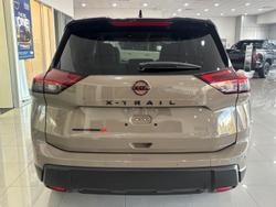 2026 Nissan X-TRAIL Rock Creek T33 Baja Storm/Black Roof