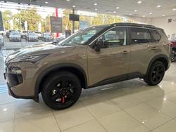 2026 Nissan X-TRAIL Rock Creek T33 Baja Storm/Black Roof