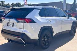2024 Toyota RAV4 CRUISER (2WD) HYBRID