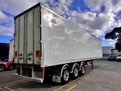 2015 Maxitrans St3