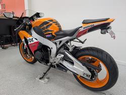 2009 Honda CBR1000RR (FIREBLADE) Orange