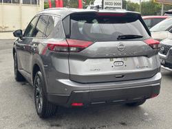 2026 Nissan X-TRAIL ST-L e-POWER T33 Gun Metallic