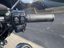 2017 Harley-Davidson Tri Glide Anniversary 107 (FLHTCUTG_ANV) Trike Black