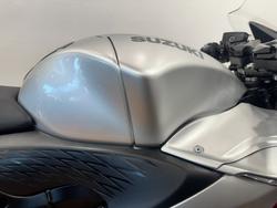 2021 Suzuki GSX1300RA (HAYABUSA) SILVER