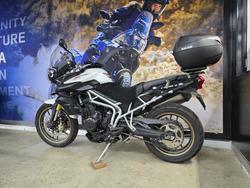 2011 Triumph TIGER 800 WHITE