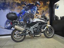 2011 Triumph TIGER 800 WHITE