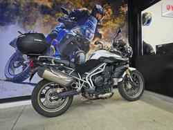 2011 Triumph TIGER 800 WHITE