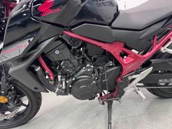 2023 Honda CB750 Hornet CB Black