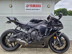 Yamaha YZF-R1