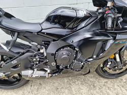 2023 Yamaha YZF-R1 Black