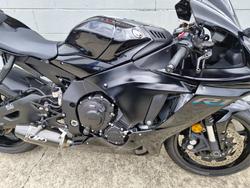 2023 Yamaha YZF-R1 Black