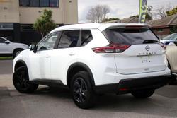 2026 Nissan X-TRAIL ST-L T33 MY26 4X4 On Demand Everest White