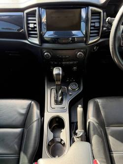 2020 Ford Everest Sport
