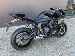 2025 Yamaha YZF-R7LA BLACK