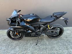 2025 Yamaha YZF-R7LA BLACK