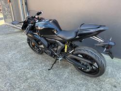 2025 Yamaha YZF-R7LA BLACK