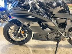 2025 Yamaha YZF-R7LA BLACK