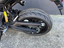 2025 Yamaha YZF-R7LA BLACK