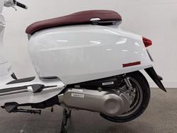 2025 Lambretta 2025 Lambretta 200CC V200 Special Flex Dual Channel ABS White