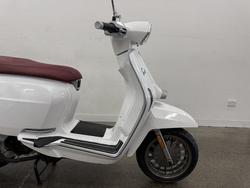 2025 Lambretta 2025 Lambretta 200CC V200 Special Flex Dual Channel ABS White