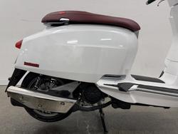 2025 Lambretta 2025 Lambretta 200CC V200 Special Flex Dual Channel ABS White