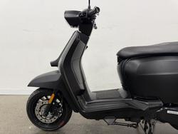 2025 Lambretta 2025 Lambretta 200CC V200 Special Flex Dual Channel ABS Black