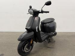 2025 Lambretta 2025 Lambretta 200CC V200 Special Flex Dual Channel ABS Black