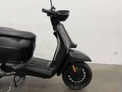 2025 Lambretta 2025 Lambretta 200CC V200 Special Flex Dual Channel ABS Black