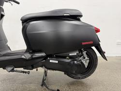 2025 Lambretta 2025 Lambretta 200CC V200 Special Flex Dual Channel ABS Black