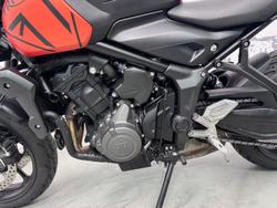 2023 Triumph Trident 660 Trident Orange