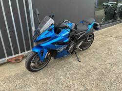 2025 Suzuki GSX-8R (GSX800FRQ) BLUE