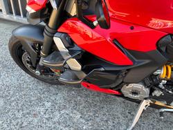 2024 Ducati STREETFIGHTER V2 R