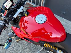 2024 Ducati STREETFIGHTER V2 R