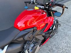 2024 Ducati STREETFIGHTER V2 R