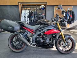 Triumph Speed Triple R-ABS