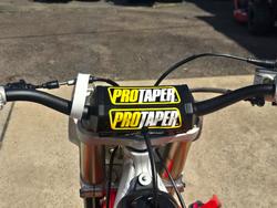 2006 Honda CR250R Red