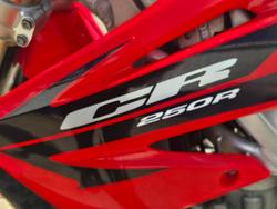 2006 Honda CR250R Red