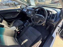 2017 KIA CERATO S