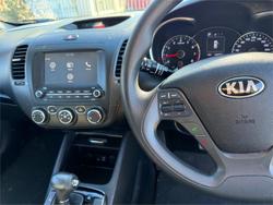 2017 KIA CERATO S
