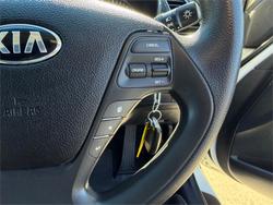 2017 KIA CERATO S