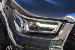 2022 Toyota Hilux SR5
