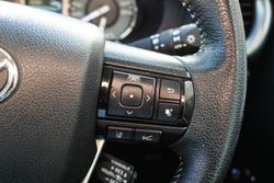 2022 Toyota Hilux SR5