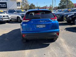 2023 MITSUBISHI ECLIPSE CROSS ES (2WD)