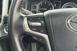 2017 Toyota Landcruiser VX